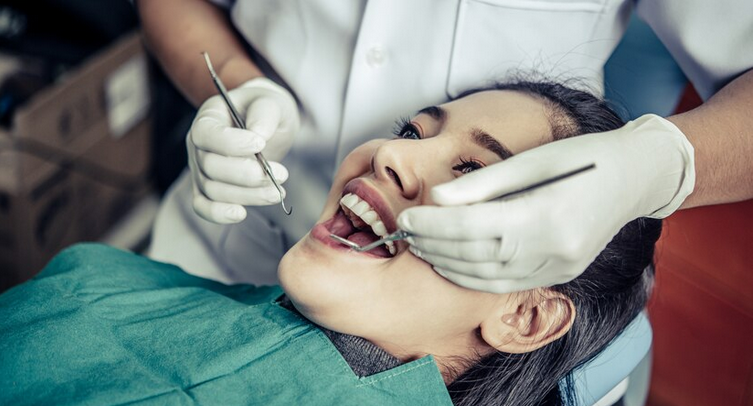 Transform Your Smile with Dental Veneers in Hamilton: A Comprehensive Guide
